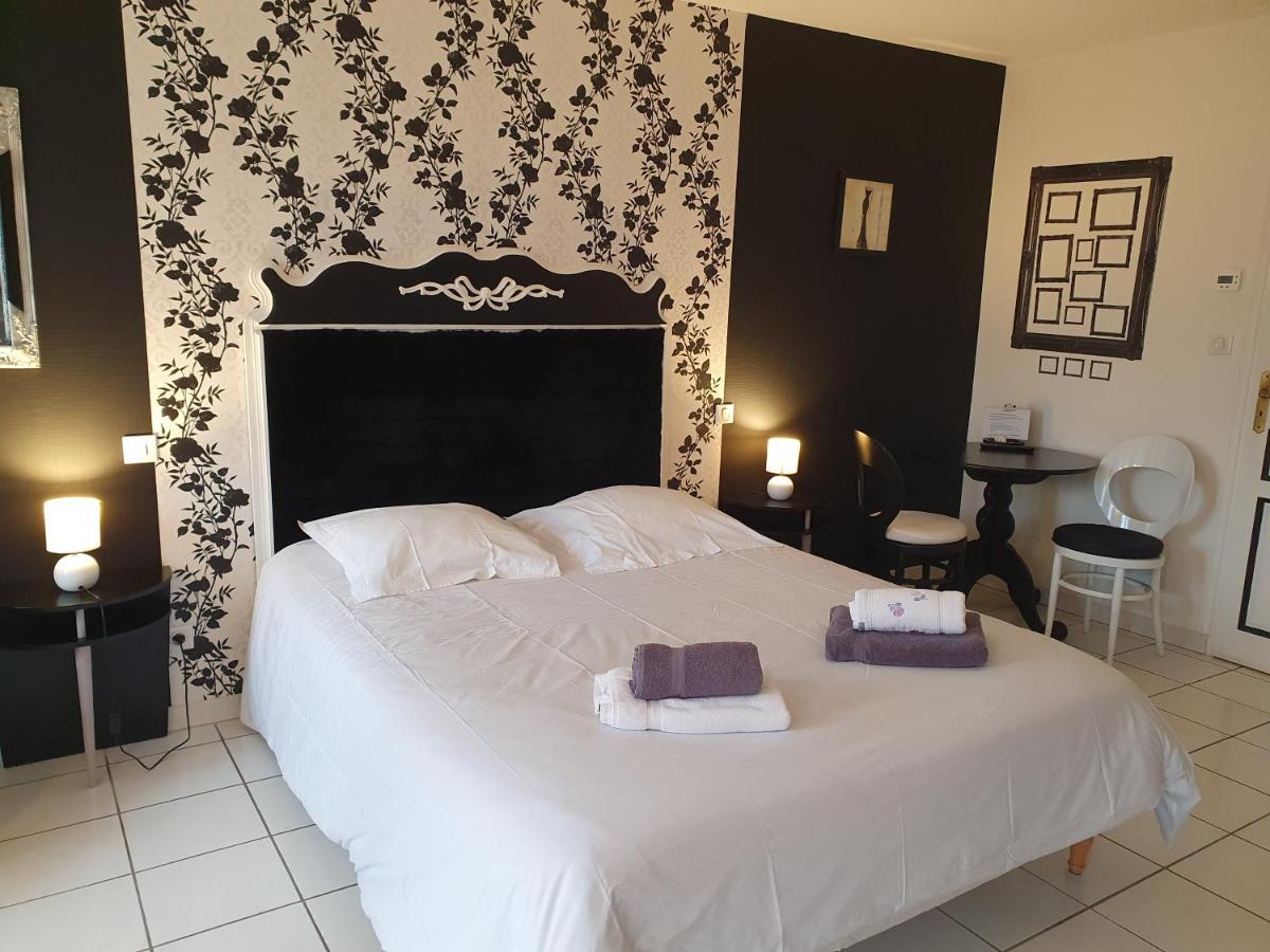 Chambres Du Logis De La Mare Du Parc Surtainville Exteriér fotografie